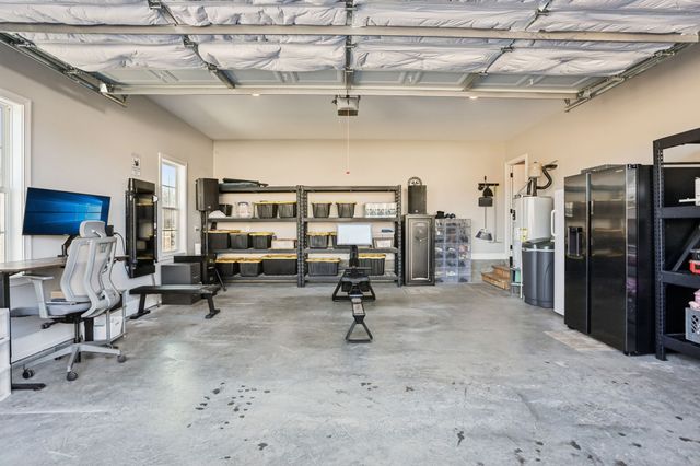 561 Hiwassee Rd, Lebanon, TN 37087