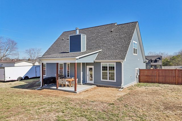 561 Hiwassee Rd, Lebanon, TN 37087