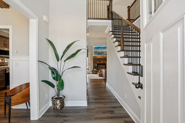 561 Hiwassee Rd, Lebanon, TN 37087