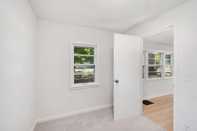 6820 Pleasant Avenue, Richfield, MN 55423