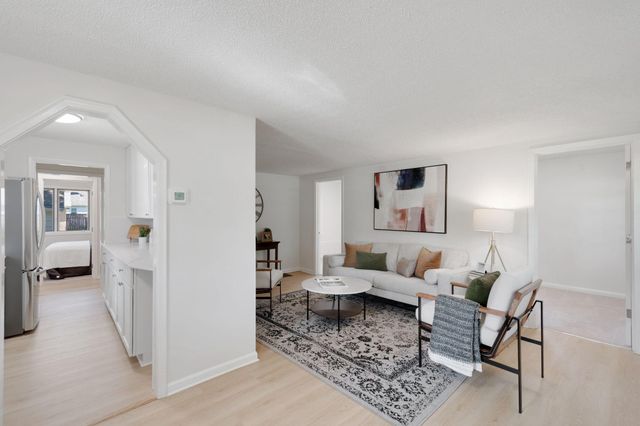 6820 Pleasant Avenue, Richfield, MN 55423