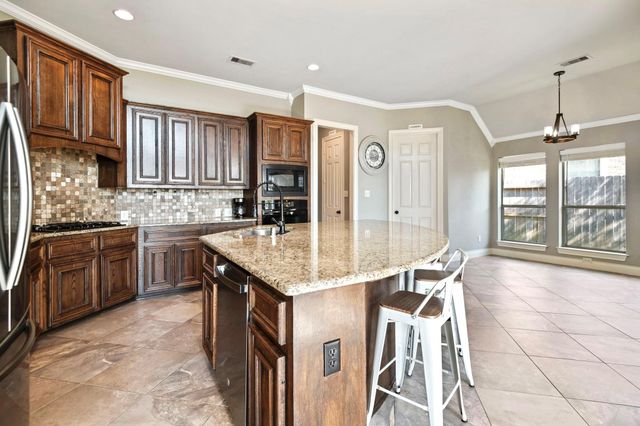 2643 Imperial Grove Lane, Conroe, TX 77385