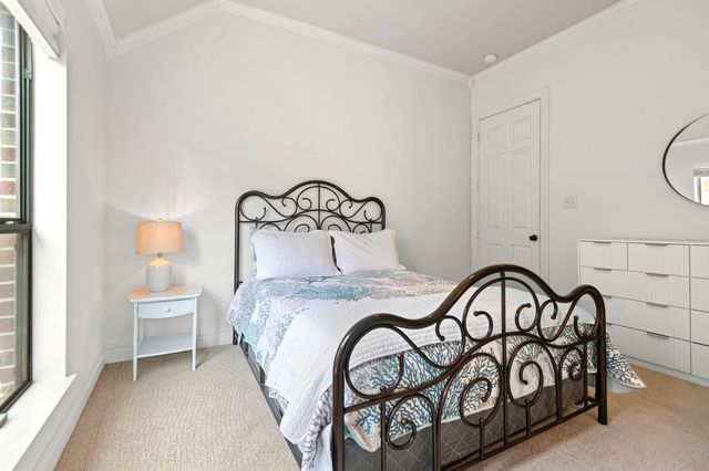 2643 Imperial Grove Lane, Conroe, TX 77385