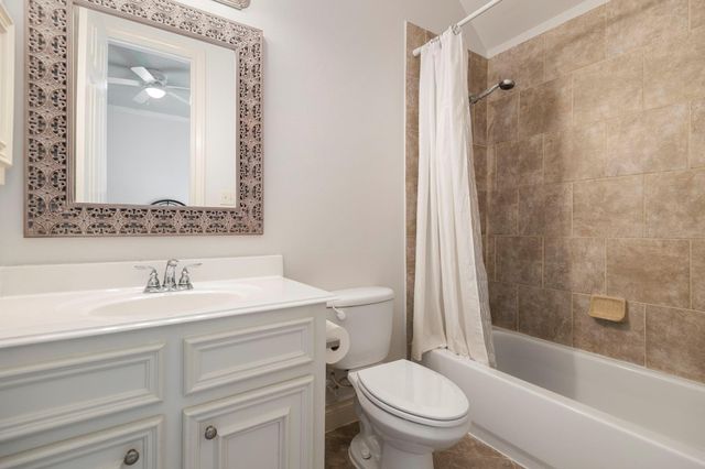 2643 Imperial Grove Lane, Conroe, TX 77385