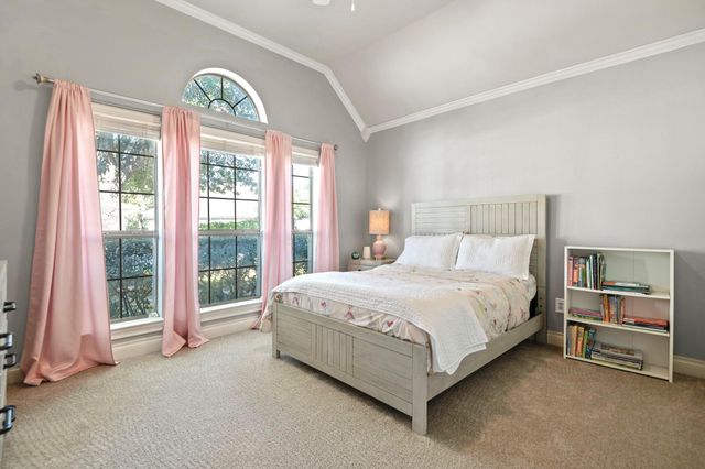 2643 Imperial Grove Lane, Conroe, TX 77385