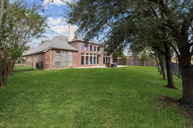 2643 Imperial Grove Lane, Conroe, TX 77385