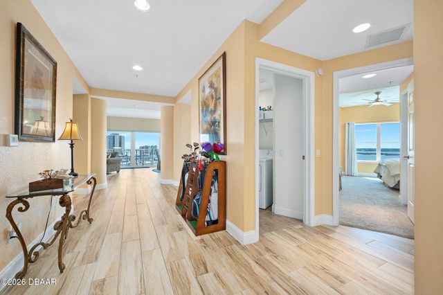2 Oceans West Blvd Apt 1000, Daytona Beach Shores, FL 32118
