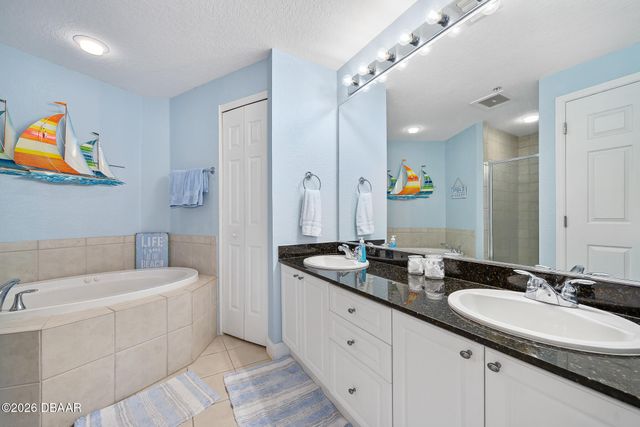 2 Oceans West Blvd Apt 1000, Daytona Beach Shores, FL 32118