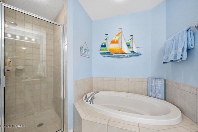 2 Oceans West Blvd Apt 1000, Daytona Beach Shores, FL 32118