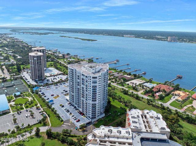 2 Oceans West Blvd Apt 1000, Daytona Beach Shores, FL 32118