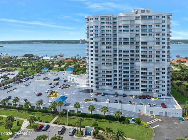 2 Oceans West Blvd Apt 1000, Daytona Beach Shores, FL 32118
