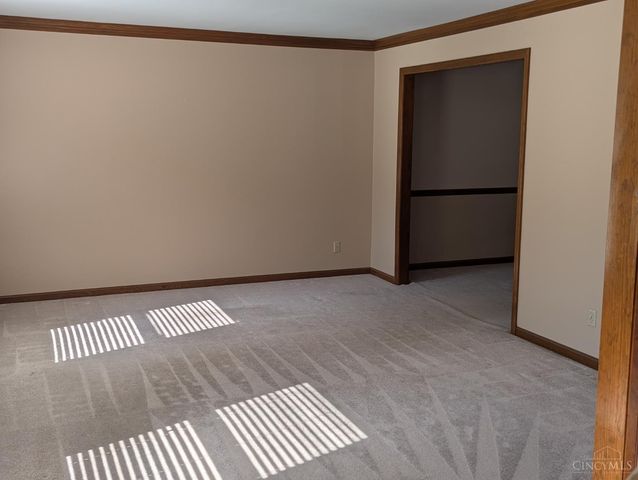 1424 Finch Lane, Miami Twp, OH 45150