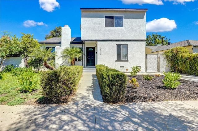 19549 Schoolcraft, Reseda, CA 91335