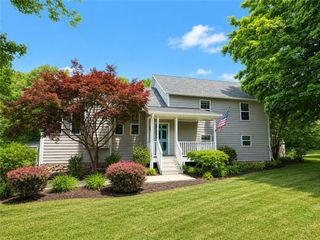533 Arnold Mill Road, Woodstock, GA 30188