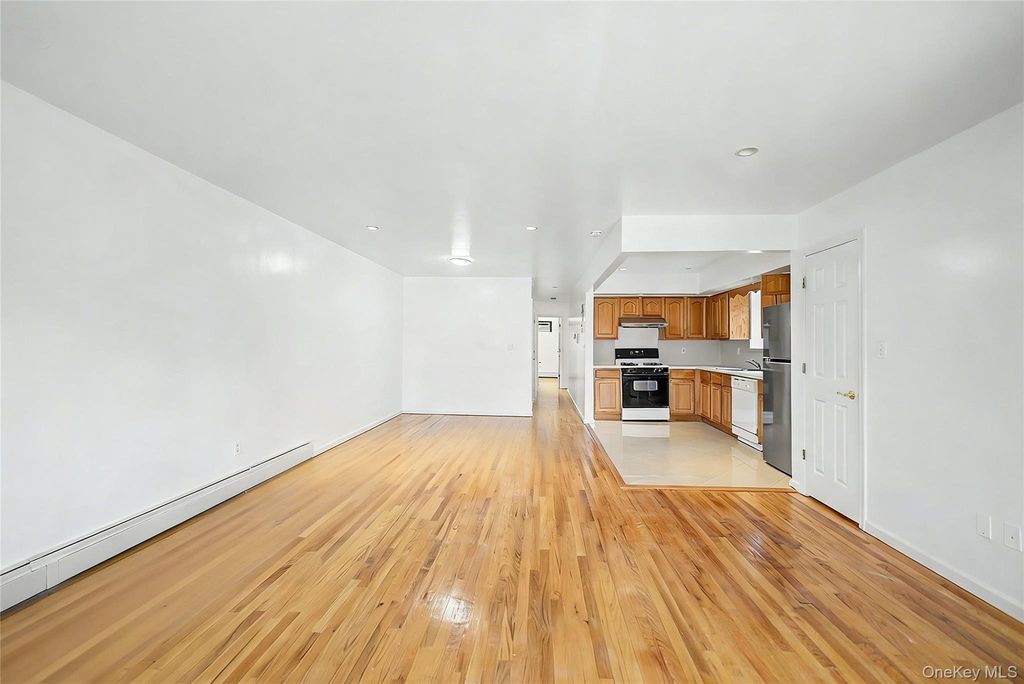 284 Dahlgren Place, Brooklyn, NY 11228 — photo 3