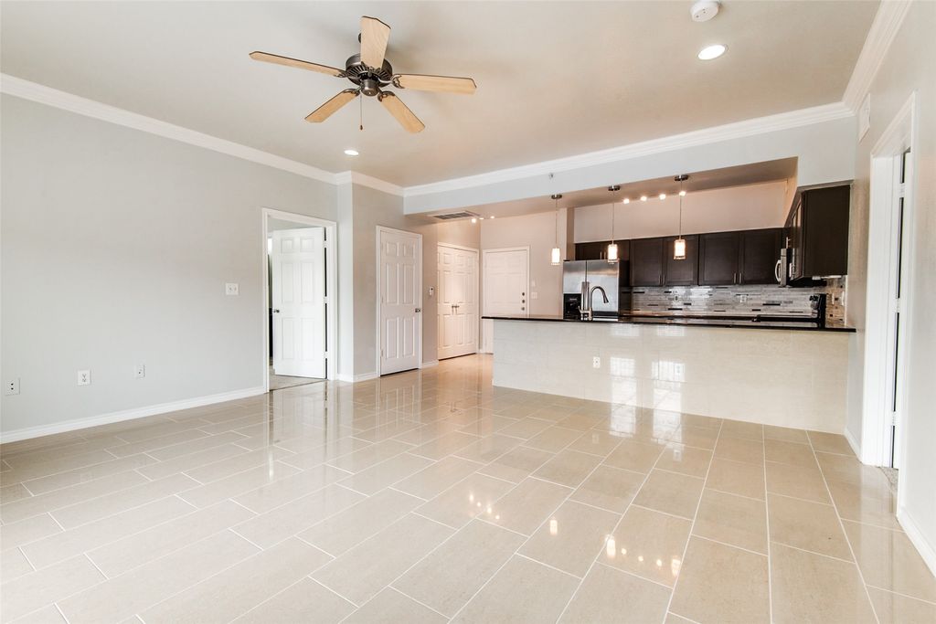 3102 Kings Road 3303, Dallas, TX 75219