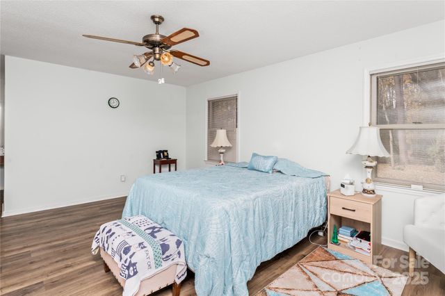 3614 Mckee Road, Charlotte, NC 28270