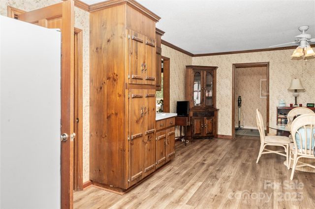 3614 Mckee Road, Charlotte, NC 28270