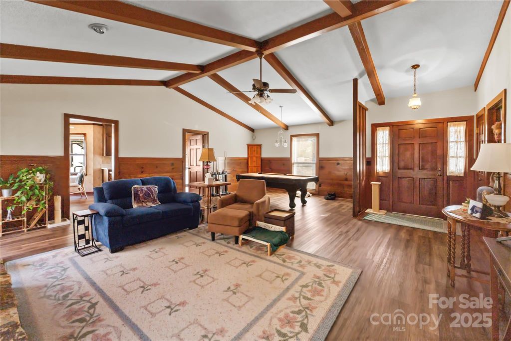 3614 Mckee Road, Charlotte, NC 28270