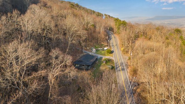 2003 Fredonia Road, Dunlap, TN 37327