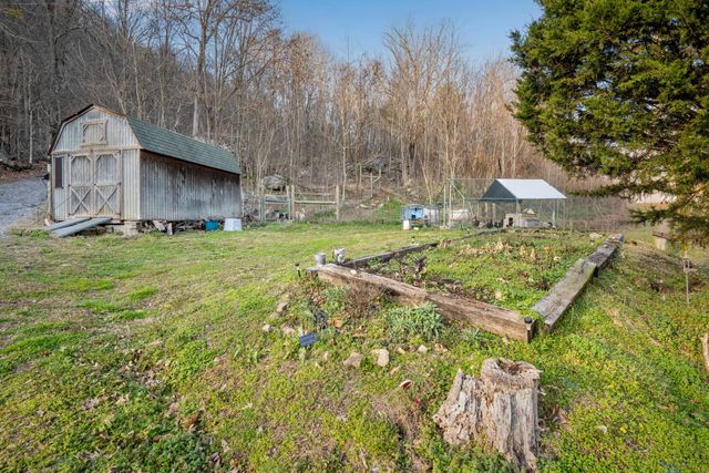 2003 Fredonia Road, Dunlap, TN 37327
