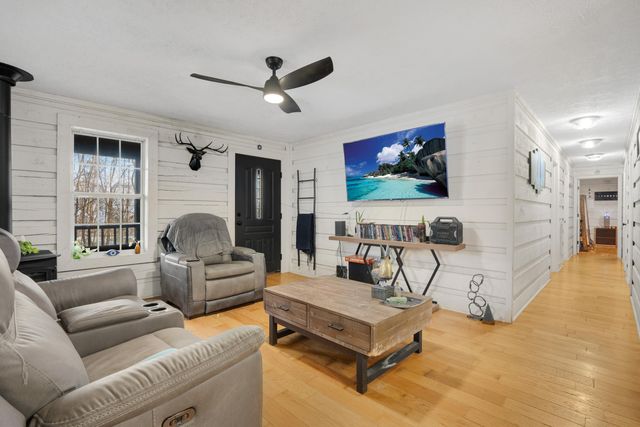 2003 Fredonia Road, Dunlap, TN 37327