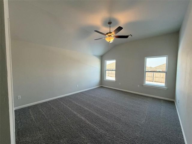 1016 Redwood Creek Drive, Yukon, OK 73099