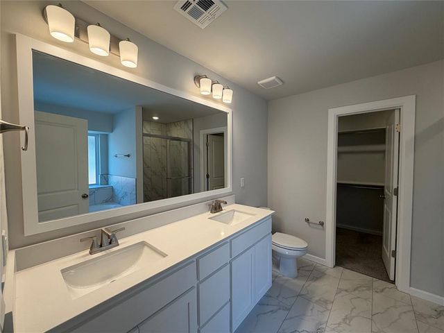 1016 Redwood Creek Drive, Yukon, OK 73099