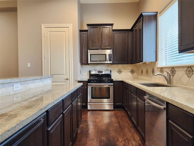 3205 Center Street, Houston, TX 77007