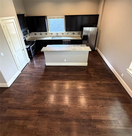 3205 Center Street, Houston, TX 77007