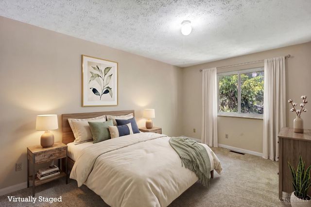 1028 E Crescentville Road, West Chester, OH 45246