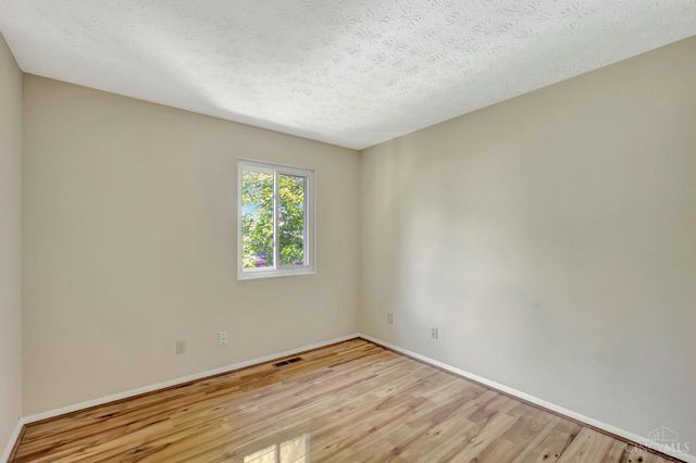 1028 E Crescentville Road, West Chester, OH 45246