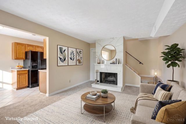 1028 E Crescentville Road, West Chester, OH 45246