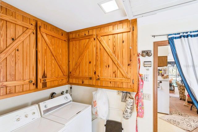 301 SHADY WOODS ROAD, Geneva, FL 32732