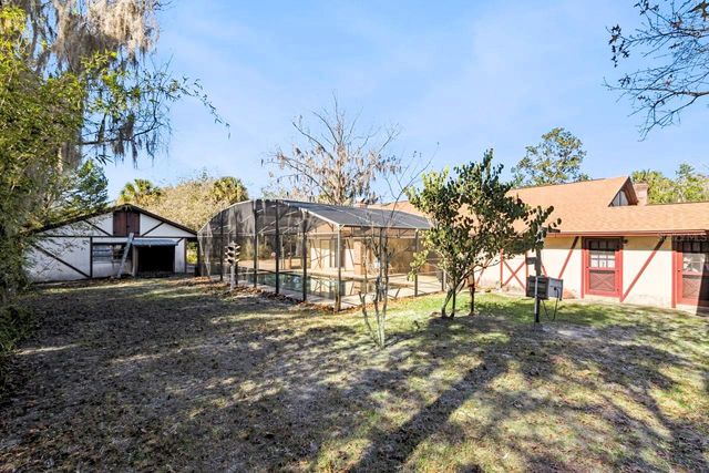 301 SHADY WOODS ROAD, Geneva, FL 32732