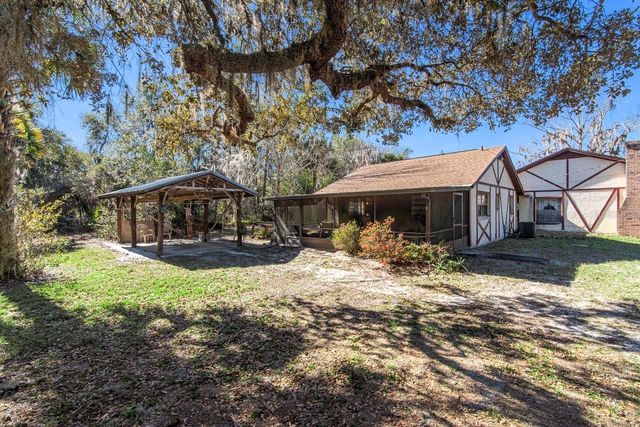 301 SHADY WOODS ROAD, Geneva, FL 32732