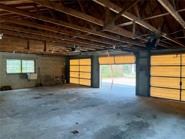 301 SHADY WOODS ROAD, Geneva, FL 32732