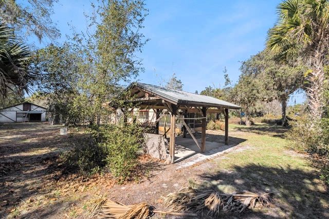 301 SHADY WOODS ROAD, Geneva, FL 32732