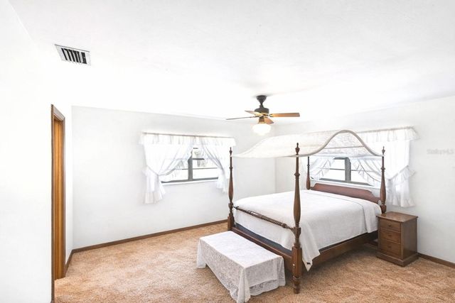 301 SHADY WOODS ROAD, Geneva, FL 32732