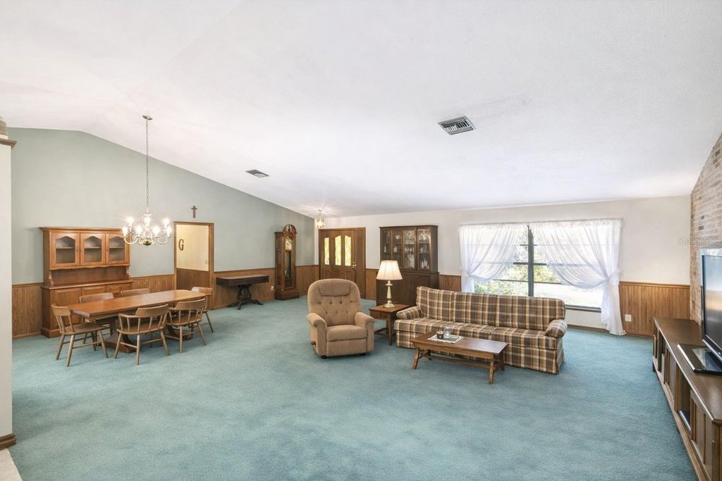 Image 2 of property listing at 301 SHADY WOODS ROAD, Geneva, FL 32732