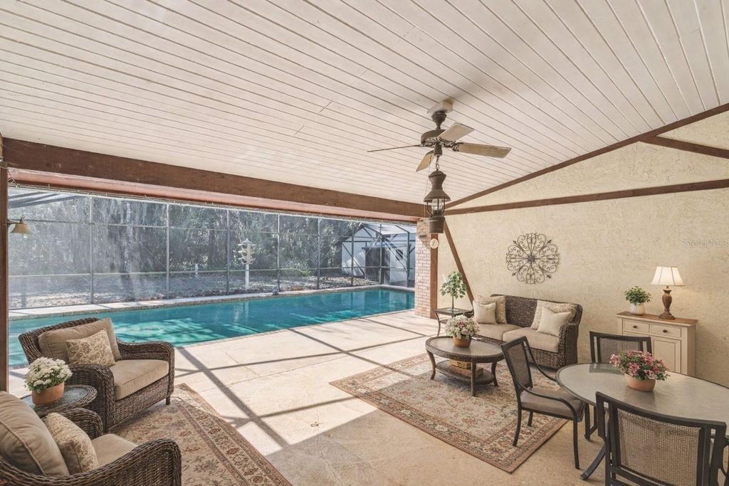 Image 23 of property listing at 301 SHADY WOODS ROAD, Geneva, FL 32732