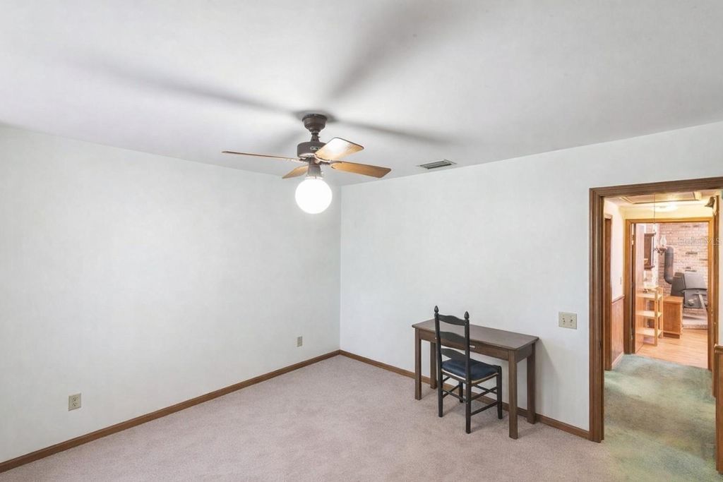 Image 27 of property listing at 301 SHADY WOODS ROAD, Geneva, FL 32732