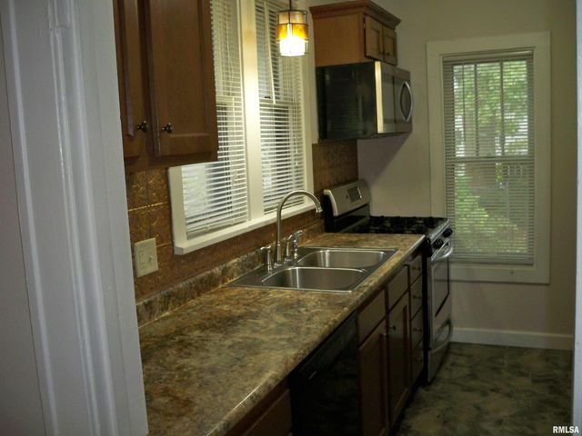 731 W North Grand Avenue, Springfield, IL 62702