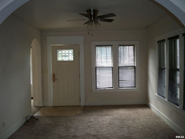 731 W North Grand Avenue, Springfield, IL 62702