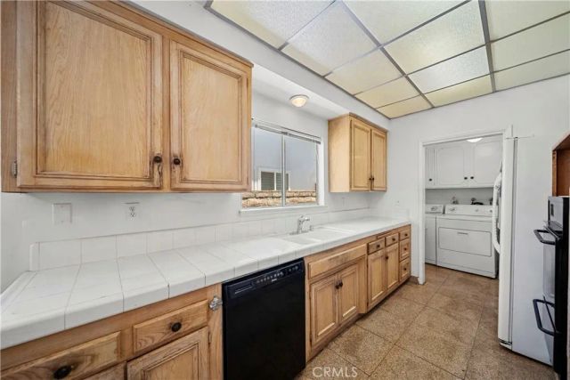9931 Gerald, North Hills, CA 91343