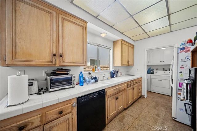 9931 Gerald, North Hills, CA 91343