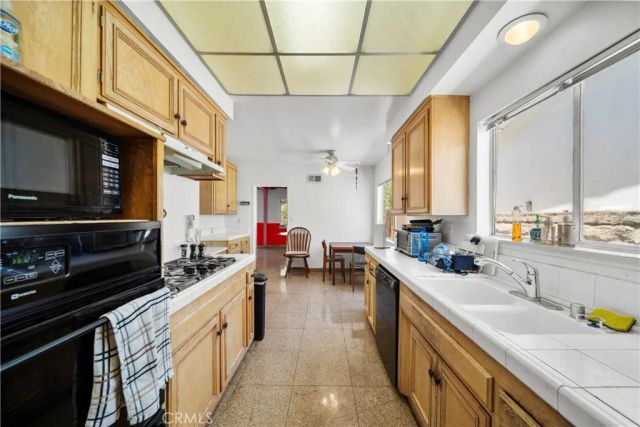 9931 Gerald, North Hills, CA 91343