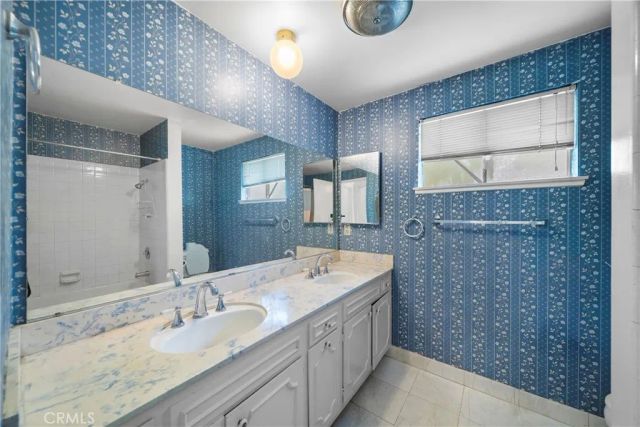 9931 Gerald, North Hills, CA 91343