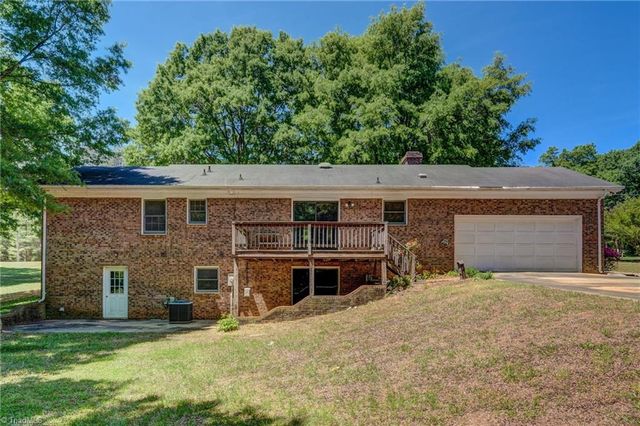 124 Clydes Drive, Reidsville, NC 27320
