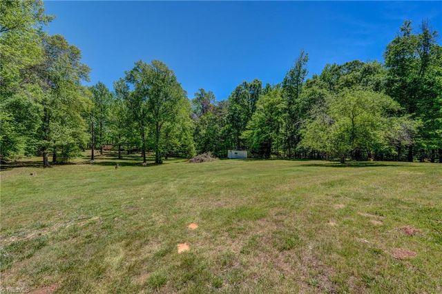 124 Clydes Drive, Reidsville, NC 27320